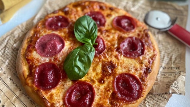 Pizzacıları Kıskandıran Tat: Pepperoni Pizza 