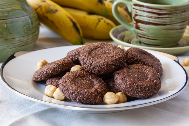 Üç Malzemeli Şekersiz Kurabiye Tarifi