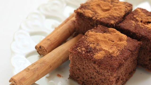 Sonbaharın Melankolisini Mutluluğa Dönüştürecek 12 Nefis Kek Tarifi