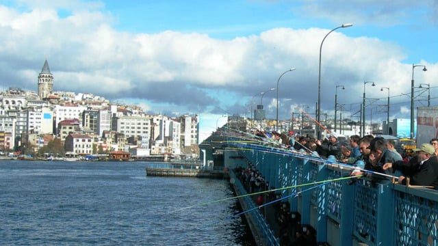 Oltanızı Alın Yola Koyulun: İstanbul'da Balık Tutabileceğiniz 7 Nokta