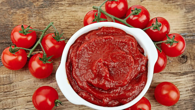 Kışa Hazırlık: Domates Salçası