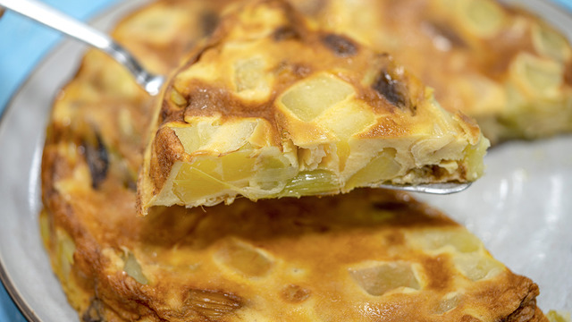 Karamelize Dokunuşla: Pırasalı Frittata