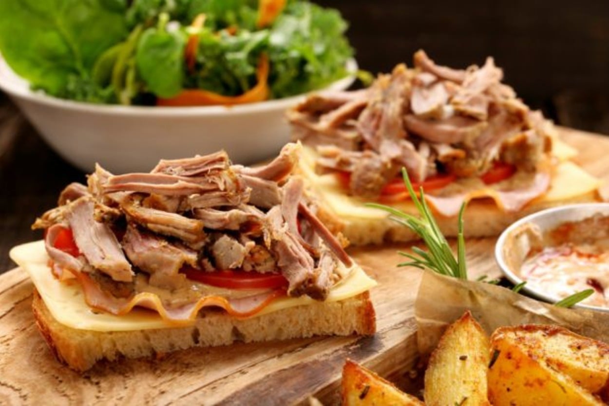 Nefis Hafiflik: Soya Soslu Hindili Ekmek Dilimleri