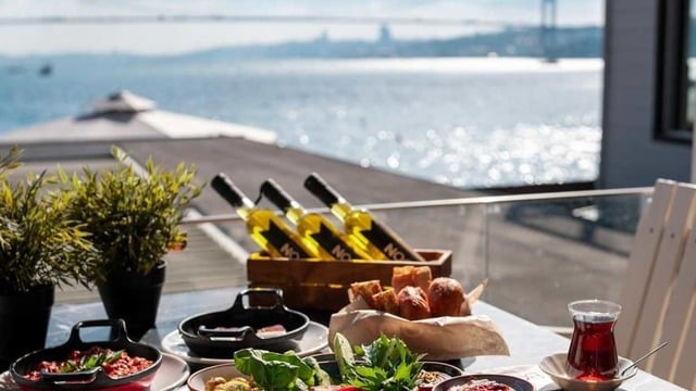 İstanbul'un En Masum Kalabilmiş Semti Çengelköy'deki 12 Harika Mekan