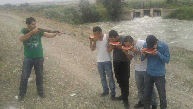 Sıradan Bir Günde Türkiye'de Görebileceğiniz 15 Anlamsız Fotoğraf