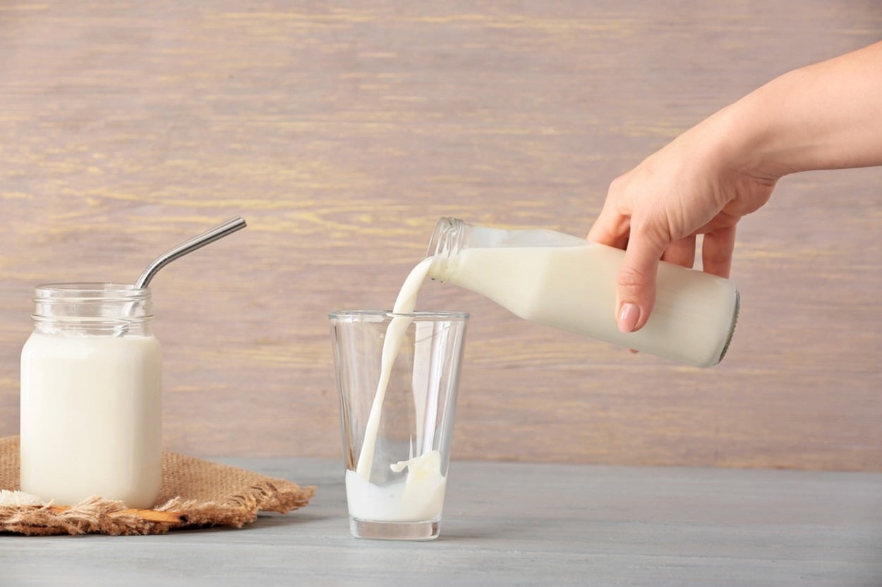 UHT Süt Nedir? Sağlıklı mı?
