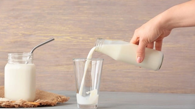 UHT Süt Nedir? Sağlıklı mı?