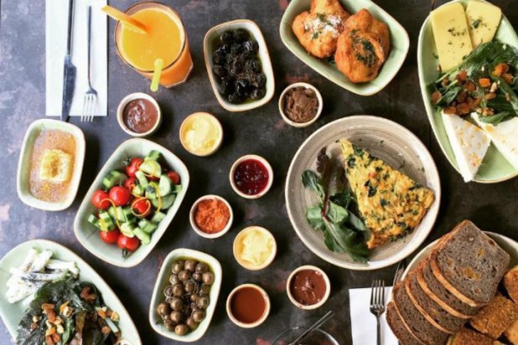 Vegan ve Vejetaryenlerin Uğrak Noktası Olacak Kadıköy’deki 6 Nefis Mekan