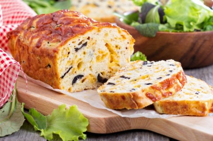 Zeytinli Peynirli Kek Tarifi