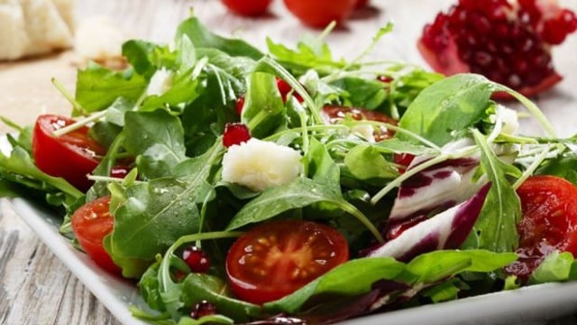 Tartıdan Önce Son Çıkış: Diyet Salata ve Sosları Nasıl Olmalı?