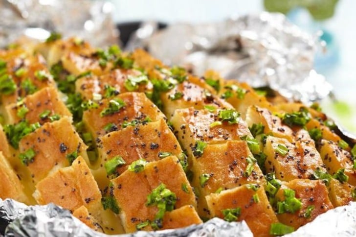 Üç Peynirli Ekmek Tarifi