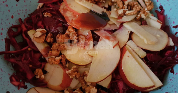 tursu-tadinda-mor-lahana-salatasi3