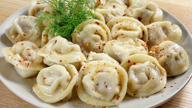 Rus Mantısı Olur Kendileri: Pelmeni
