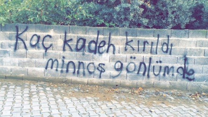 Yemeğin Aşkla Bir Alakasının Olduğunun Kanıtı 15 Duvar Yazısı