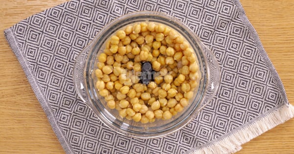 pastirmali-humus-1