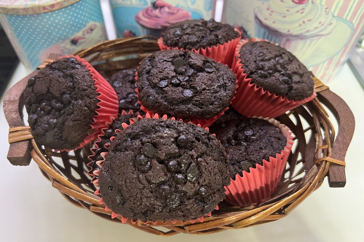 Yumuşacık Dokusuyla: Bol Çikolatalı Cupcake