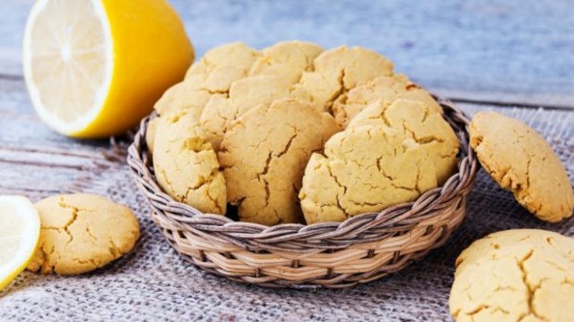 Bildiklerinizi Unutturacak: Kaymaklı Limonlu Kurabiye