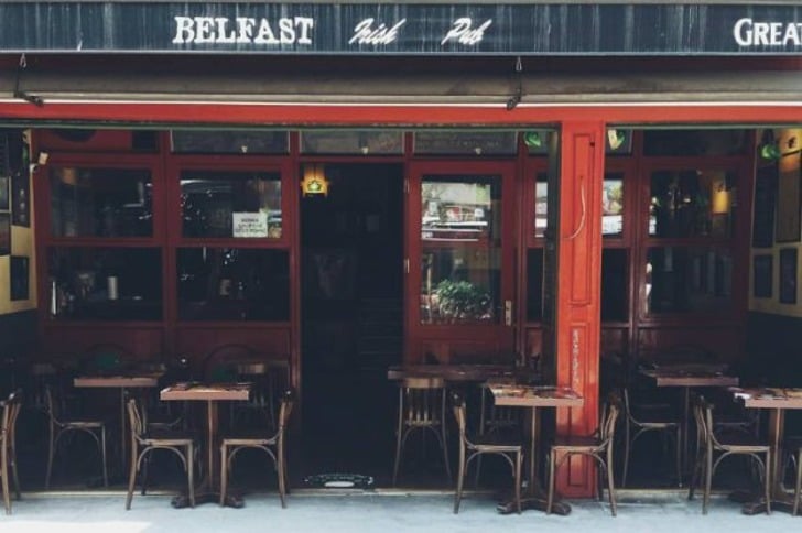 Kadıköy'de Hayatın Gece de Tüm Hızıyla Devam Ettiğinin Kanıtı 8 Eğlenceli Mekan