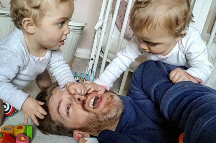 Baba Gibi Baba: 4 Kızıyla Instagram Fenomeni Olan Babanın 20 Sevimli Paylaşımı