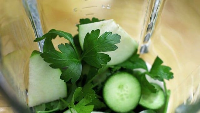 Geraldine Cooks'tan: Yeşil Elmalı Maydanoz Suyu