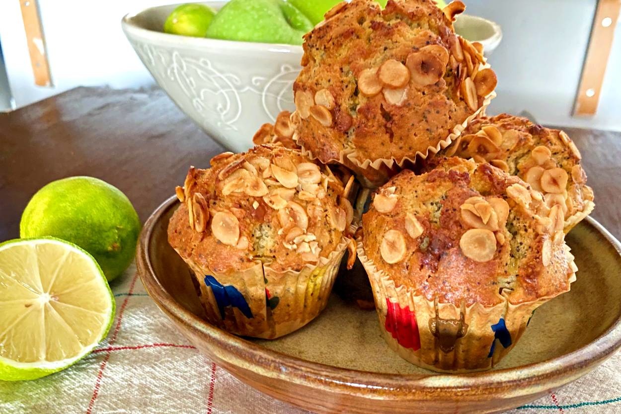 Beyaz Çikolatanın Katkılarıyla: Limonlu Haşhaşlı Muffin