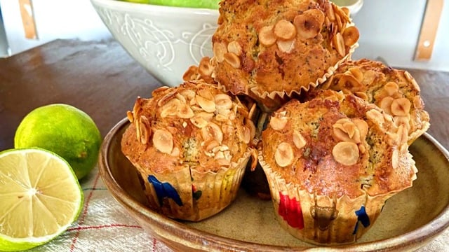 Beyaz Çikolatanın Katkılarıyla: Limonlu Haşhaşlı Muffin