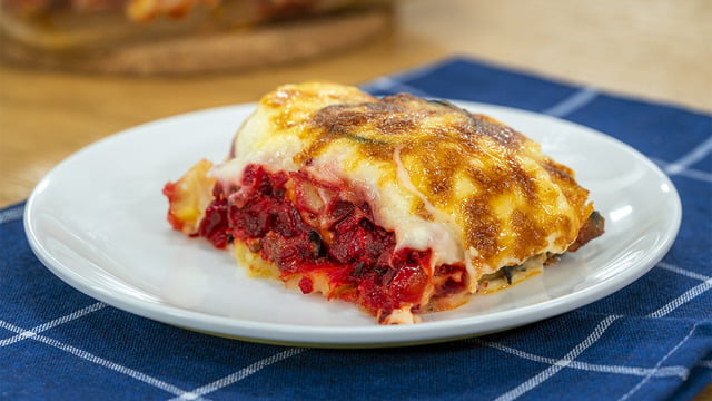 Bir de Böyle Deneyin: Pancarlı Musakka