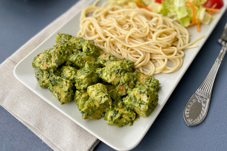Ispanaklı Pesto Soslu Tavuk Tarifi