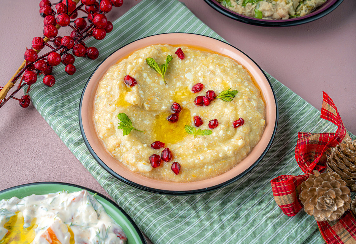 Enfes Aromalarıyla: Portakallı Köz Patlıcan Mezesi Tarifi