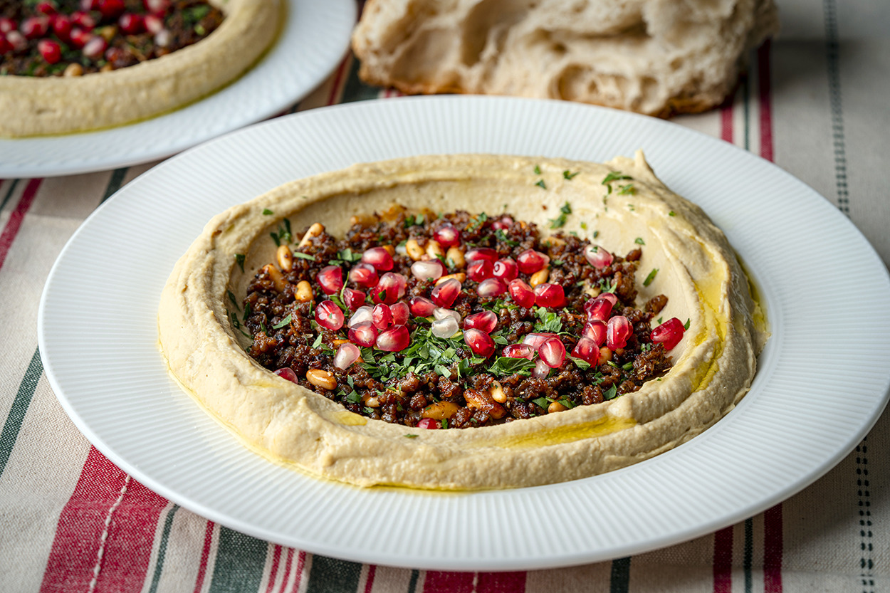 Muhteşem Uyum: Kıymalı Humus