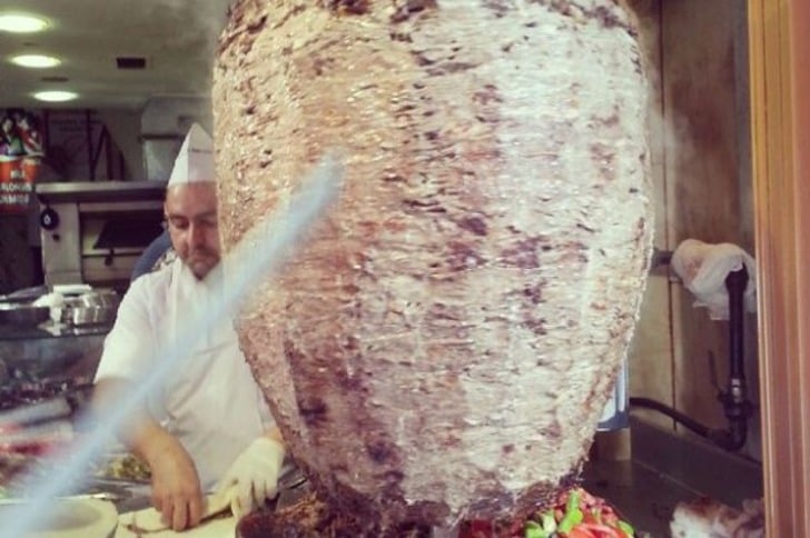 Ruhu Fakir Olanların Zengin Olursa Mutlaka Yapacağı 14 Hareket