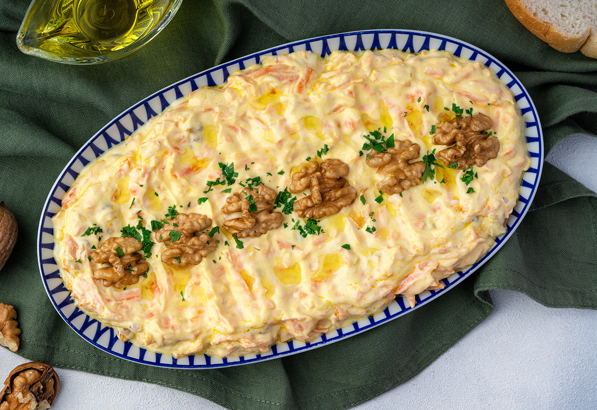 En Pratik Meze: Havuç Tarator Tarifi