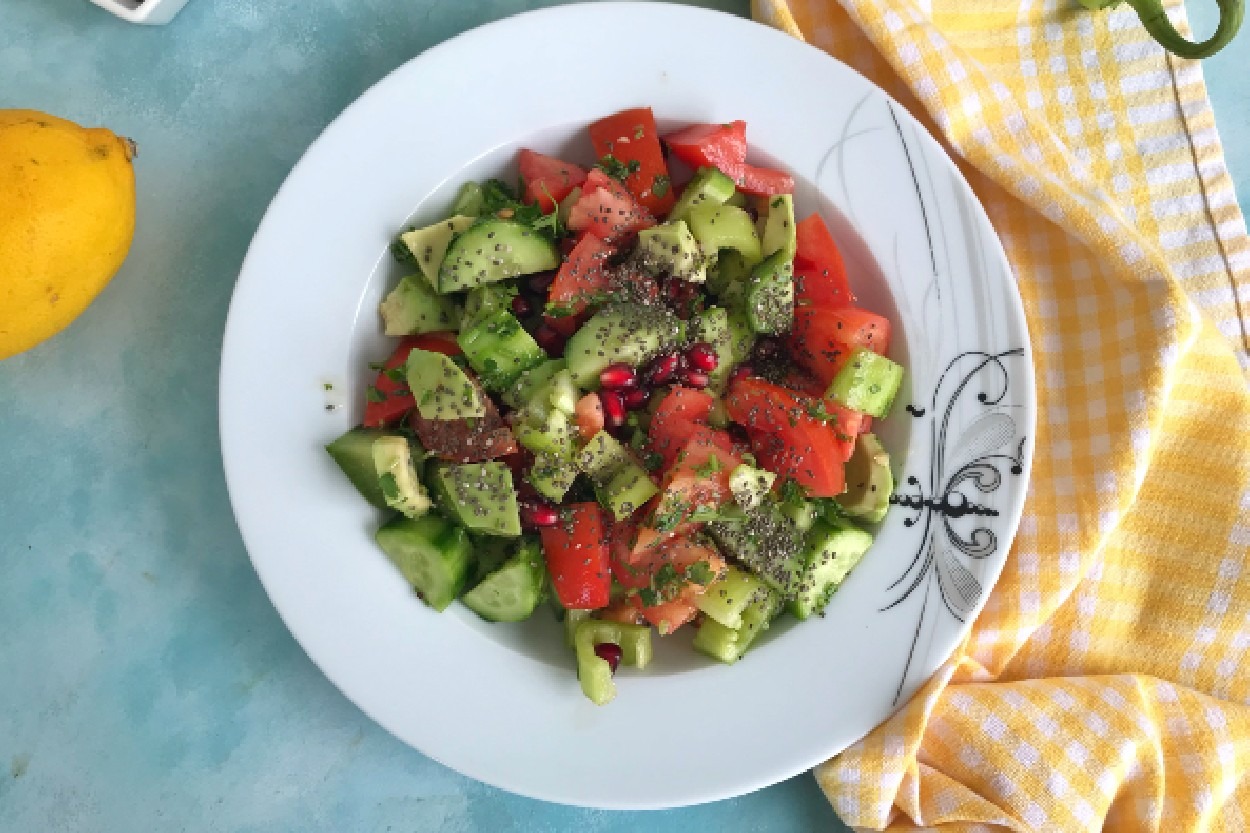 Sağlıklı Seçenek: Chialı Salata