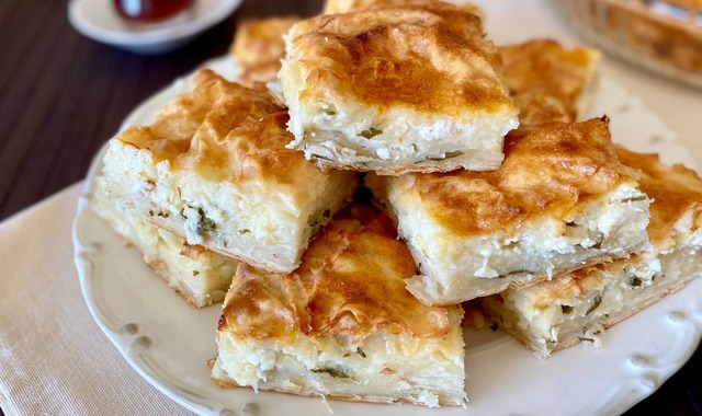 Şipşak Lezzet: 10 Dakikada Peynirli Börek