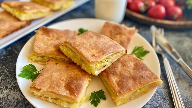 Emeği Yeter: El Açması Patatesli Börek