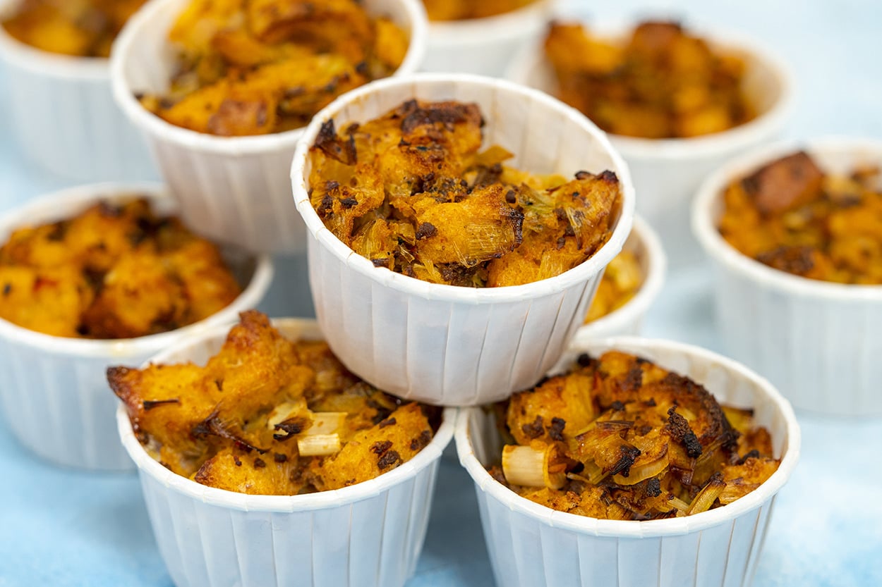 Tuzlu Muffin Sevenlere: Pırasalı Kıymalı Pide Muffin