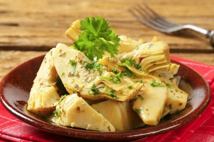 Enginar Kalbi Salatası Tarifi