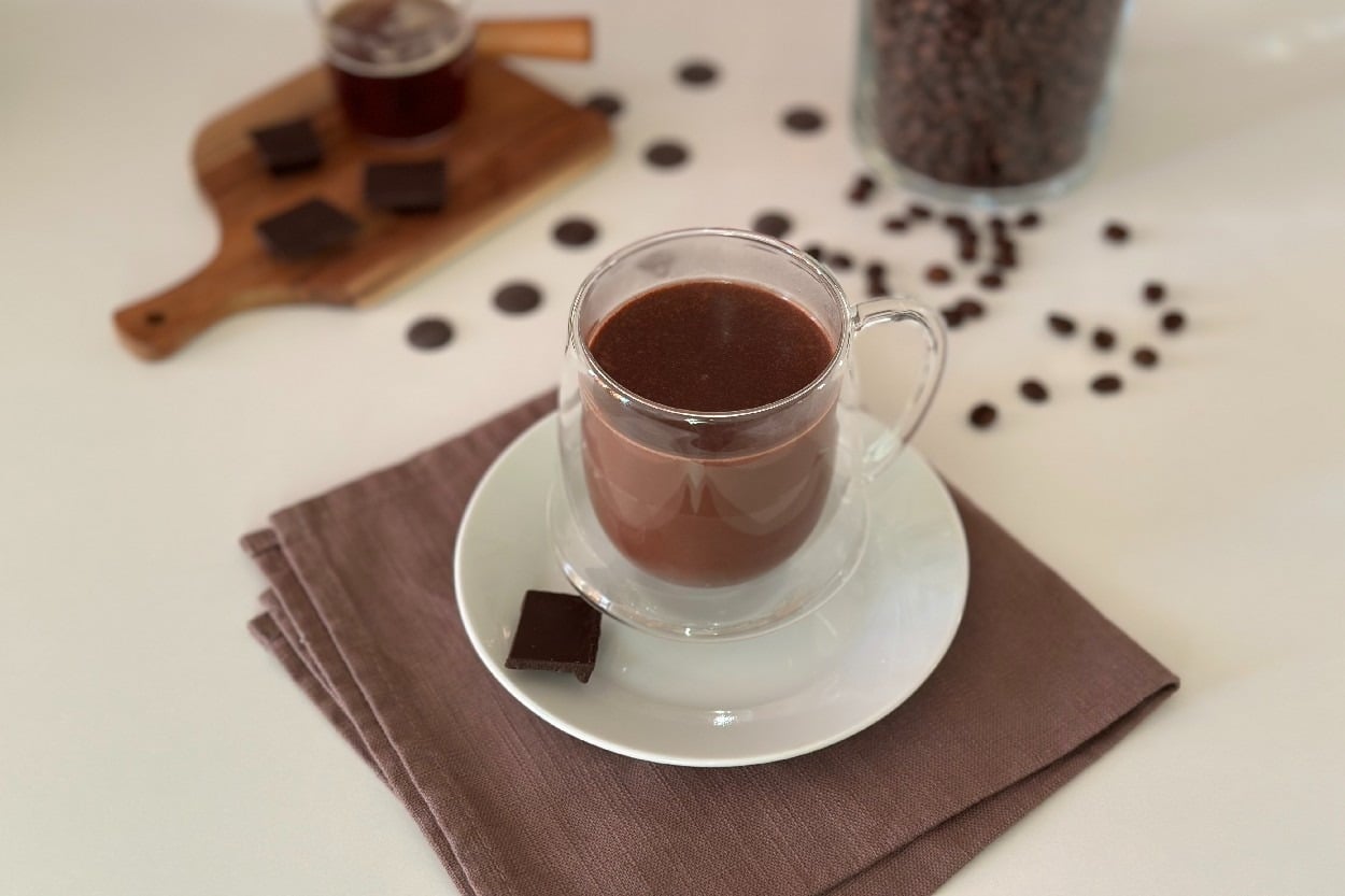 Rakibi Mocha: Kahveli Sıcak Çikolata