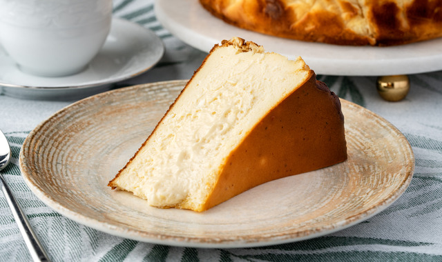 Daha Ekonomik: Ev Yapımı San Sebastian Cheesecake