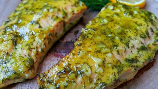 Ballı Bonusu da Var: Hardal Soslu Fırın Somon