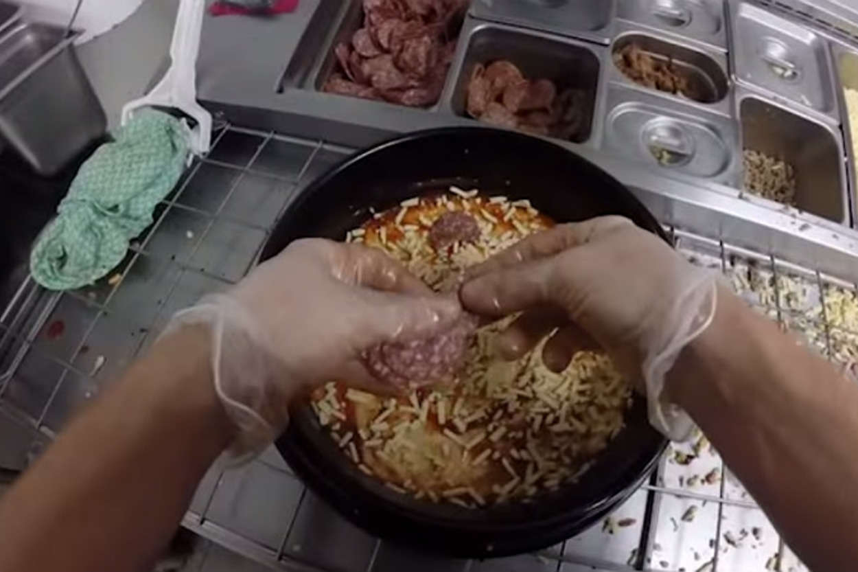 1 Dakikada Pizzacı Olmanızı Sağlayacak Hızlandırılmış Pizza Kursu