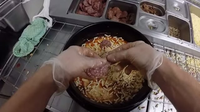 1 Dakikada Pizzacı Olmanızı Sağlayacak Hızlandırılmış Pizza Kursu