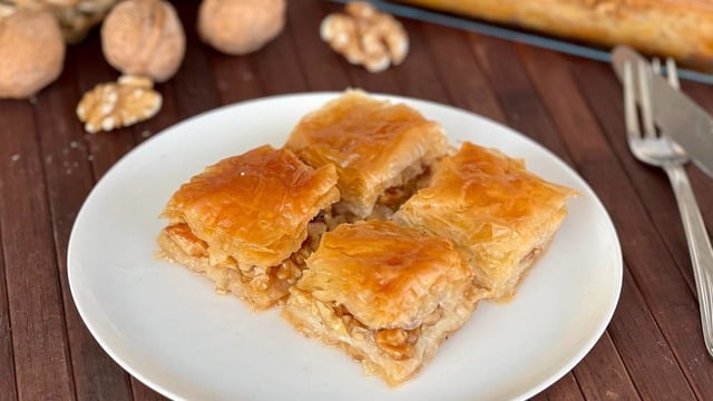En Sevdiğimiz: Kıyır Kıyır Ev Baklavası