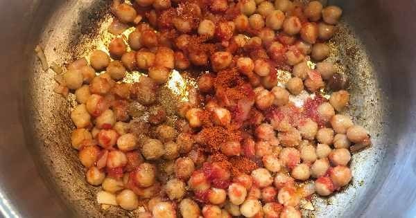 etsiz-nohut-yemegi-4
