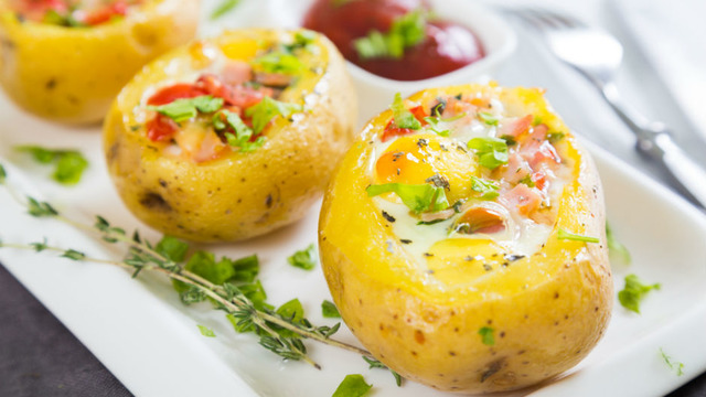 Sunumu Mest Eder: Yumurtalı Sandal Patates