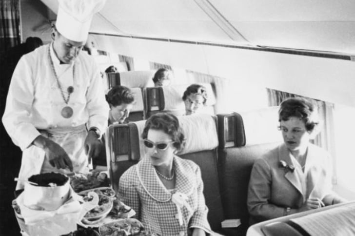 50 Yıl Önce Uçaklarda İkram Edilen Yemekleri Gösteren 22 Şaşırtıcı Fotoğraf