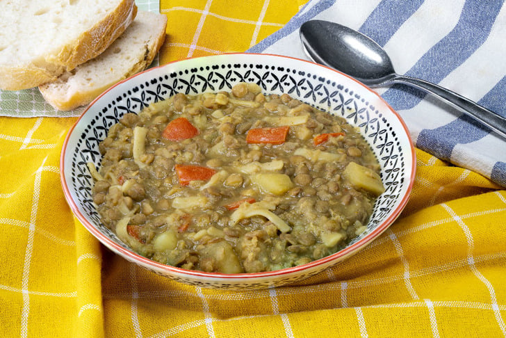 Körili Mercimek Yemeği Tarifi