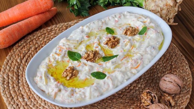 Tadına Doyum Olmaz: Havuçlu Kerevizli Meze