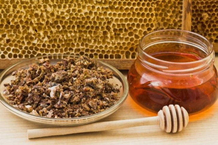 Arı Poleninden Çok Daha Fazlası: Propolis