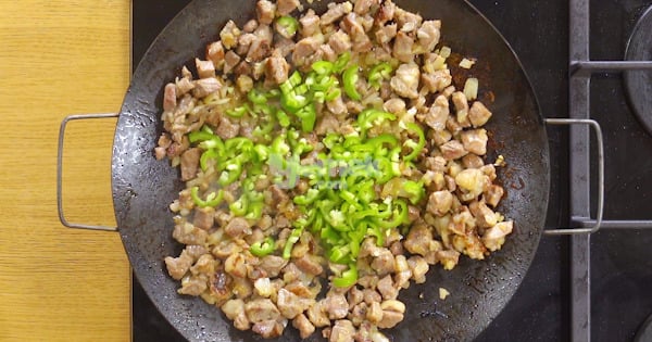 sac-tava-el-acmasi-ispanakli-borek-15